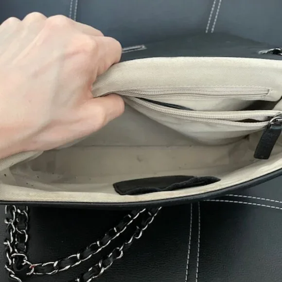 Mario Valentino Black Leather Quilted Crossbody - Picture 3 of 5